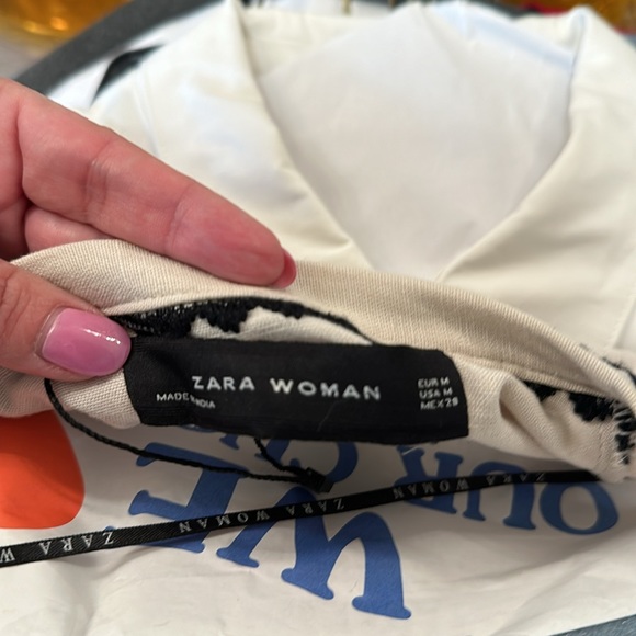 Light weight embroidered jacket - Picture 9 of 10